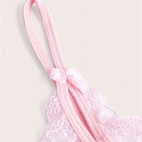 Pink Floral Lace Cut Out Bra, Thong & Garter
Lingerie Set - Picture 5 of 16